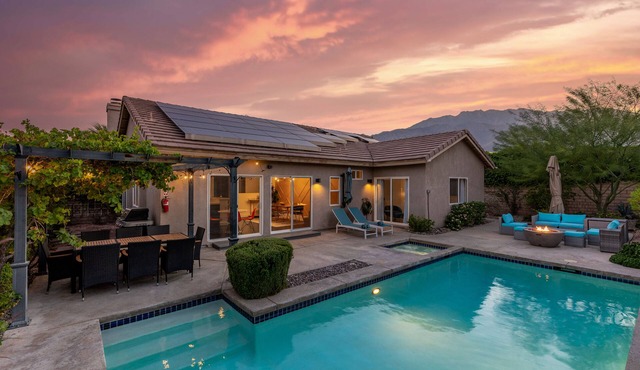 Paradise Springs, 4br Pool&Spa 5min to Downtown PS