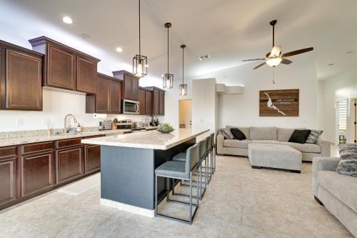 Patio & Grill: Family-Friendly Lake Havasu Home