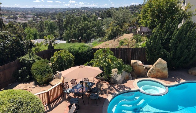 Peaceful Ocean/valley -View Retreat with Pool - Rejuvenate & Unwind