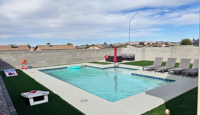Perfect for Families & Groups in Fortuna Foothills