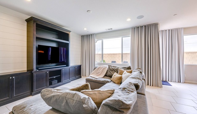Pet-Friendly Clovis Home - Near Mall & Waterpark!
