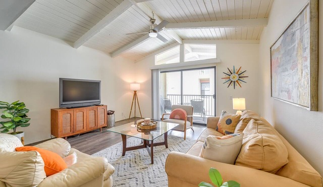 Pool Access: Pet-Friendly Palm Springs Condo