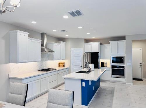 Private Guest Rooms in Laveen, Near South Mountain & Downtown Phoenix