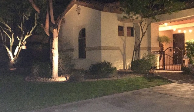 Private, Safe, Detached Casita Near Downtown Chandler. Pets ok with a fee.