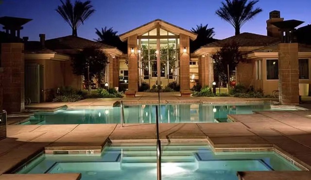 Quiet 1 BR condo - Free shuttle
