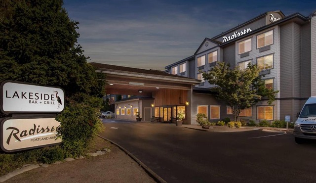 Radisson Hotel Portland Airport