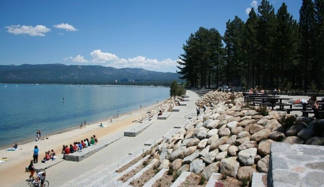 Rae's Cabin - Perfect 3 bedroom 2 bath family vacation spot.nWalk to the lake