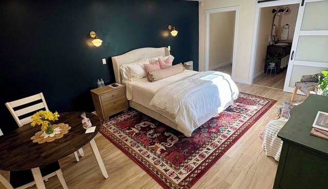 Raspberry Cottage Retreat: 5 mins to DT Enumclaw