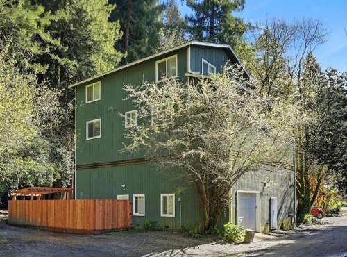 Redwood River Retreat