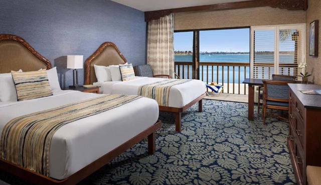 Relaxing Bayfront Double Suite | Catamaran Hotel & Spa | 2 units