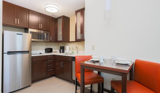 Residence Inn by Marriott San Jose Airport