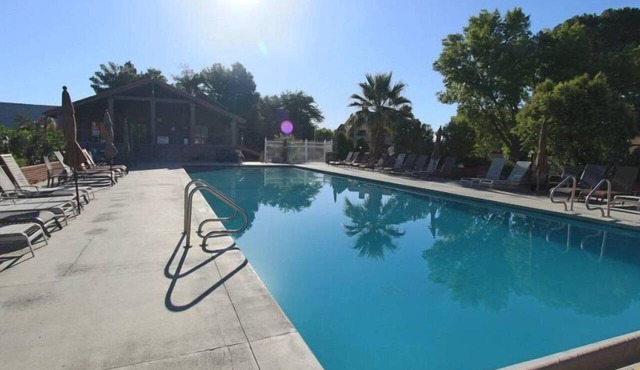 Rim Runner | Near Mountain Biking | 1 Bed/1 Bath | Pet Friendly Condo