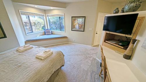 River Ridge 324B