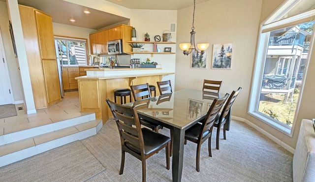 River Ridge 328AB Ground Floor Condo in Bend, OR 2 Bd, 2 Ba 328