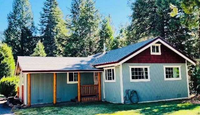 RiverEdge Retreat in Hamilton Branch