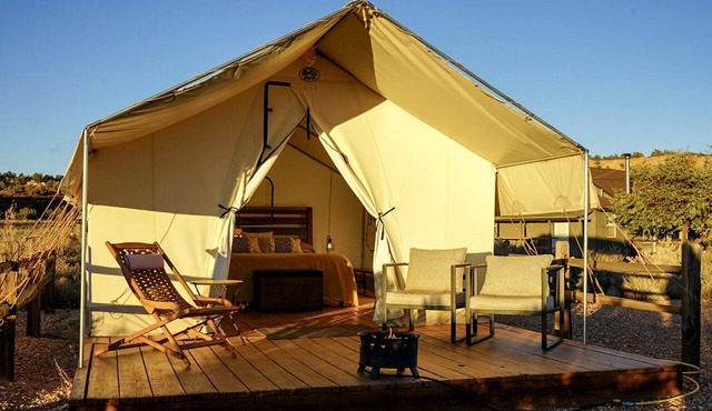 Romantic Safari Tent Glamping in Kanab, Utah: Unforgettable Getaway for Two