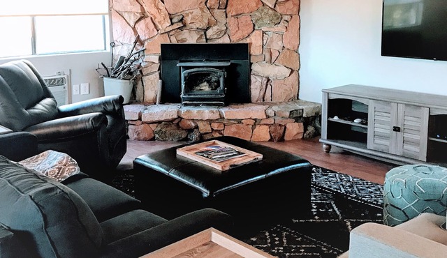 Rustic Chic Family Getaway Near Yosemite