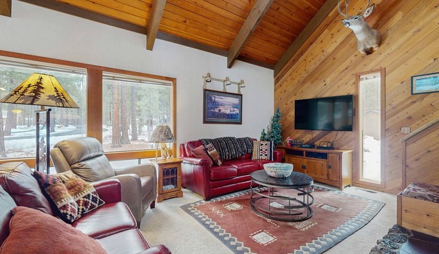 Rustic-chic home with patio, pools, hot tubs, & fitness center