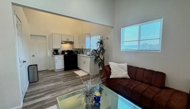 San Diego Getaway-Guest House! Entire home in El Cajon, California
