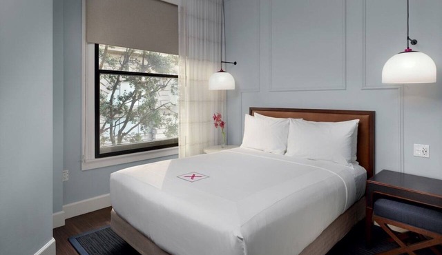 San Francisco Getaway: Historic Style & Contemporary Tech, 3 Units