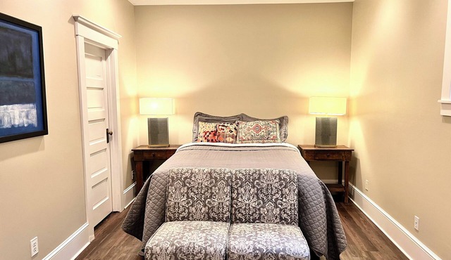 Savor all that Portland and Mother Nature have to offer at our lovely retreat!