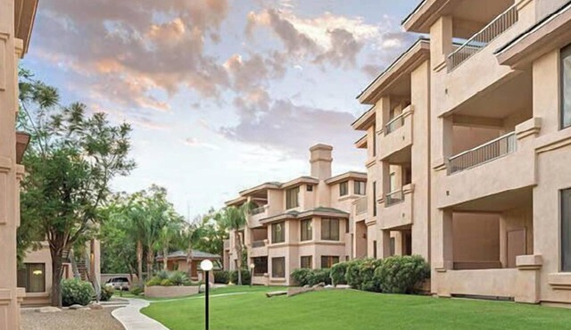 Scottsdale | Couples Desert Retreat | Pool + Hot Tub