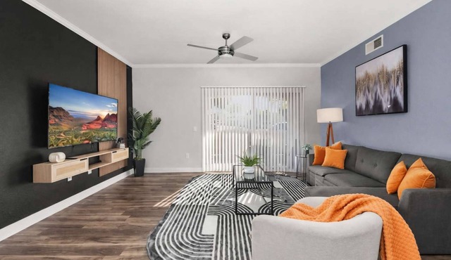 Scottsdale Desert Escape 2BR with Sunrise Peak Views, Pets OK