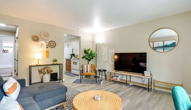 Seattle Scandi-boho Gem: Walk to Waterfront! in Seattle