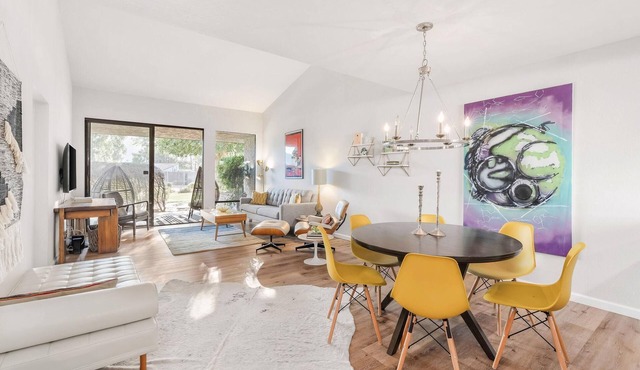 Serenity in the Sands: A Modern Desert Retreat