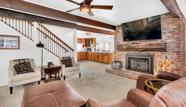 Shaver Lake Cabin with Game Room & Deck Sleeps 12