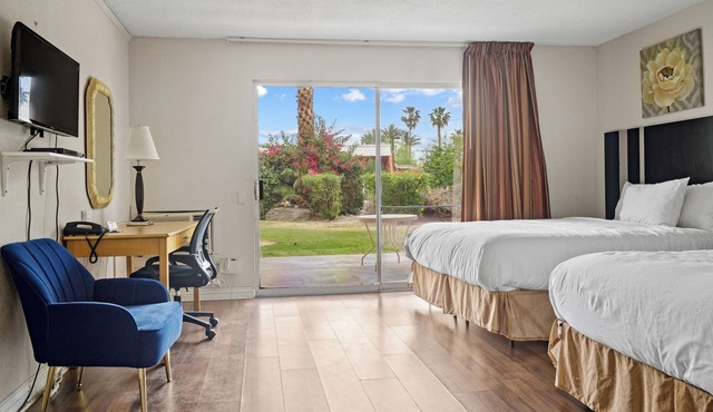 Sol Springs Inn