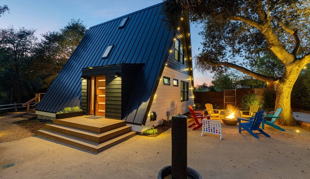 Sonoma Valley designer A-frame with pool & bocce!