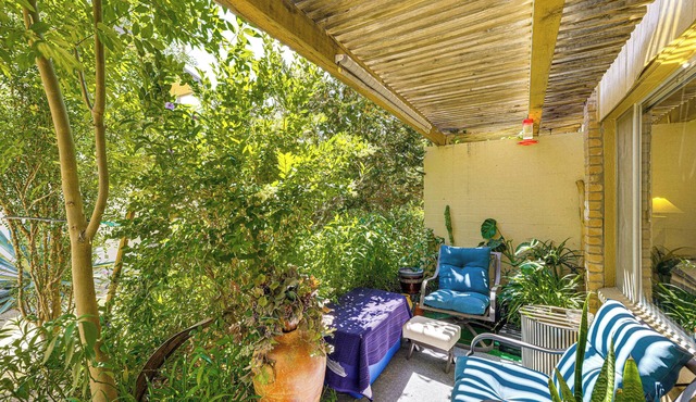 Steps to Old Town Scottsdale: Townhome w/Pool!
