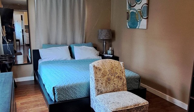 Studio, perfect for students on rotation at Oregon Health & Sciences University.