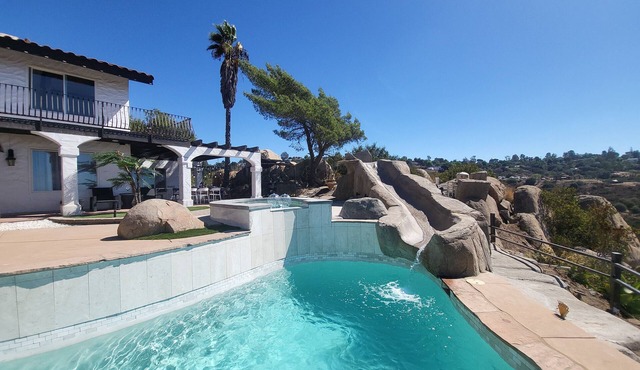 Stunning hilltop Villa for event/wedding with view/pool/slide/gym/theater/sauna