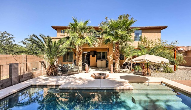 Stunning Pool & Patio: Spacious Chandler Oasis!