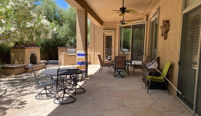 Stunning Saddlebrooke Home available to rent during winter season.