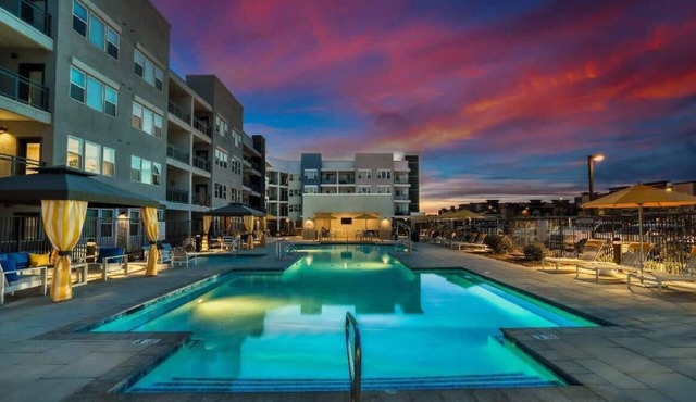 Stunning Westgate CozySuites by stadium with pool 8