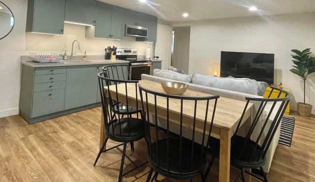 Stylish guest suite in prime Orem location