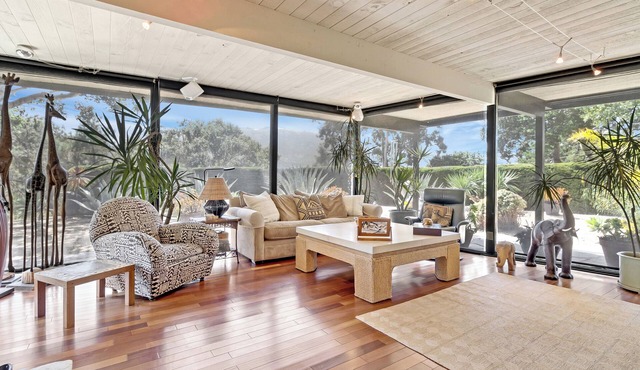 Super Cool Mid Century!