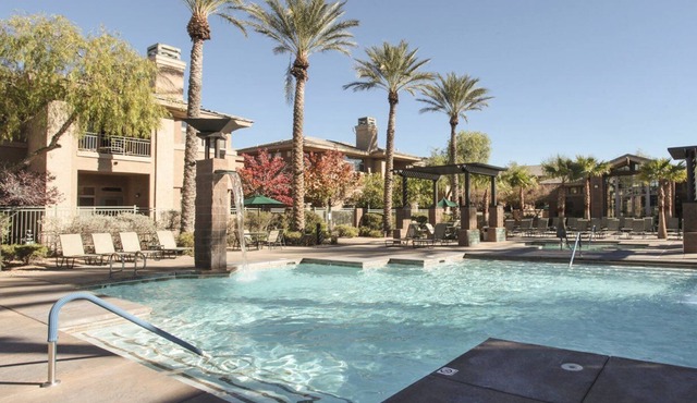 The Cliffs at Peace Canyon, beautiful 2 bedroom!