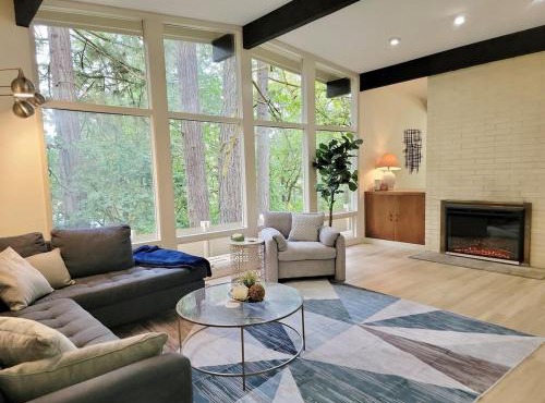 The Crest House- a forested retreat