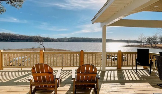 The Lakehouse at Hidden Cove