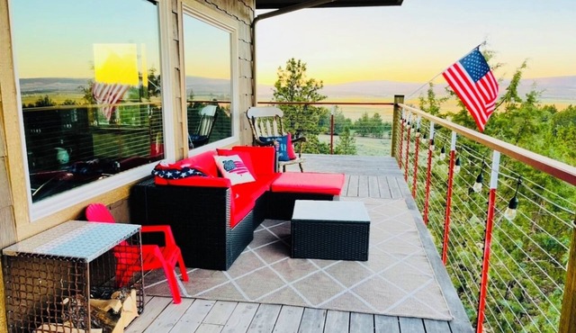 Unique Country Sky-high with 360° views of mountains & the valley