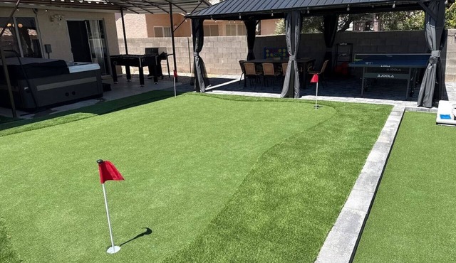 Unwind & Play Vegas Home, Hot Tub+Basketball Court