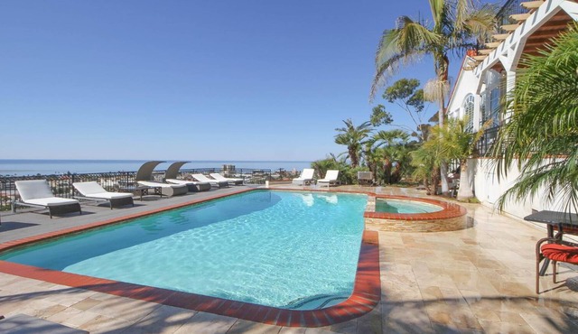 Vintage Castle in The Sky ~ Panoramic Ocean View ~ Walk To Beach ~ Pool And Spa!