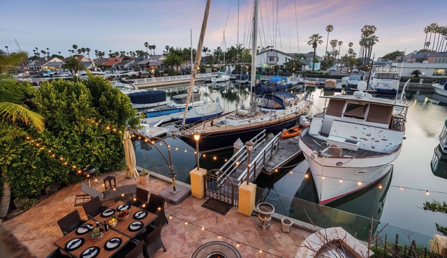 Waterfront + Piano + Billiards | Coronado Cays | Admiralty Anchor