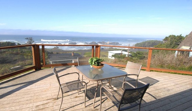 Wonderful Beach House with Fabulous Views