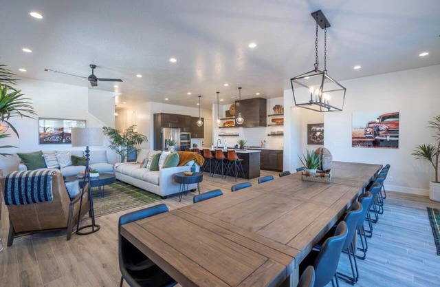 Arcadia 56 | Arcade * Sleeps 26 * Games * Patio BBQ