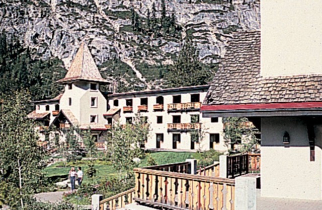 Beautiful 1 bedroom unit at resort, sleeps 4